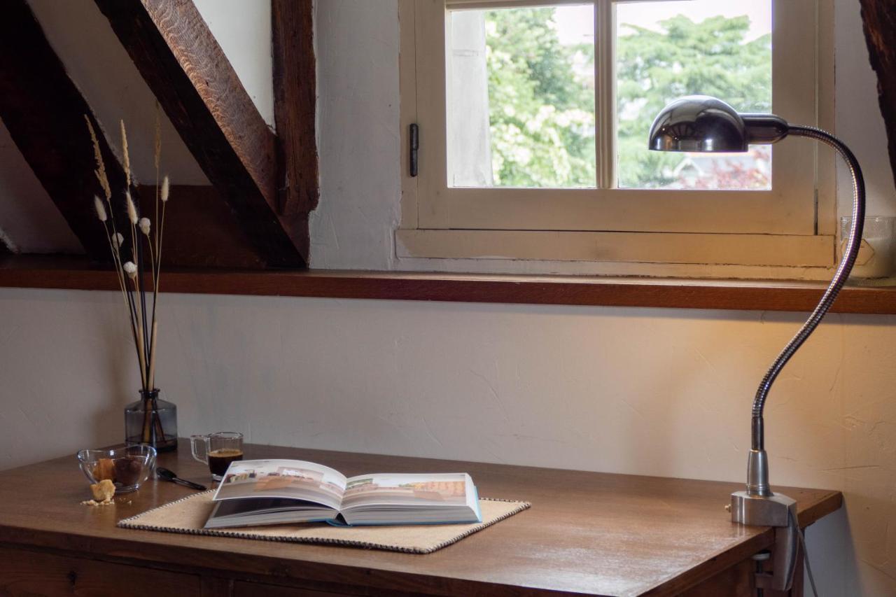 Suite Toussaint - Calme & Authentique Angers Bagian luar foto