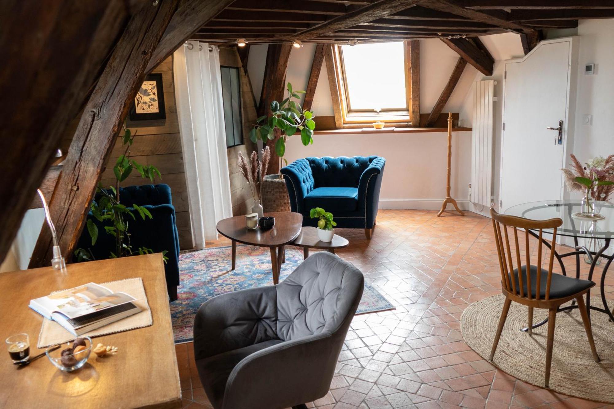 Suite Toussaint - Calme & Authentique Angers Bagian luar foto