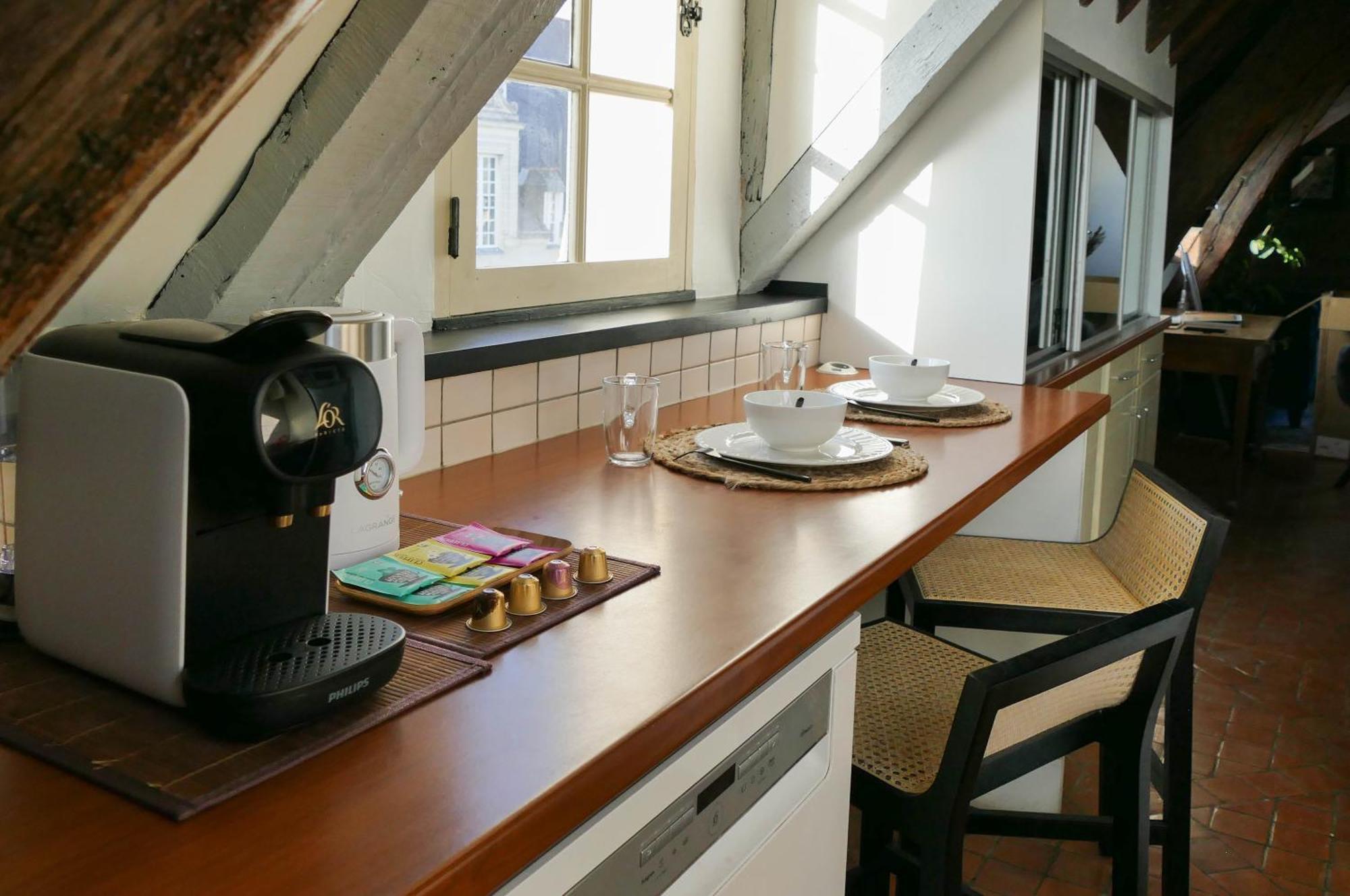 Suite Toussaint - Calme & Authentique Angers Bagian luar foto